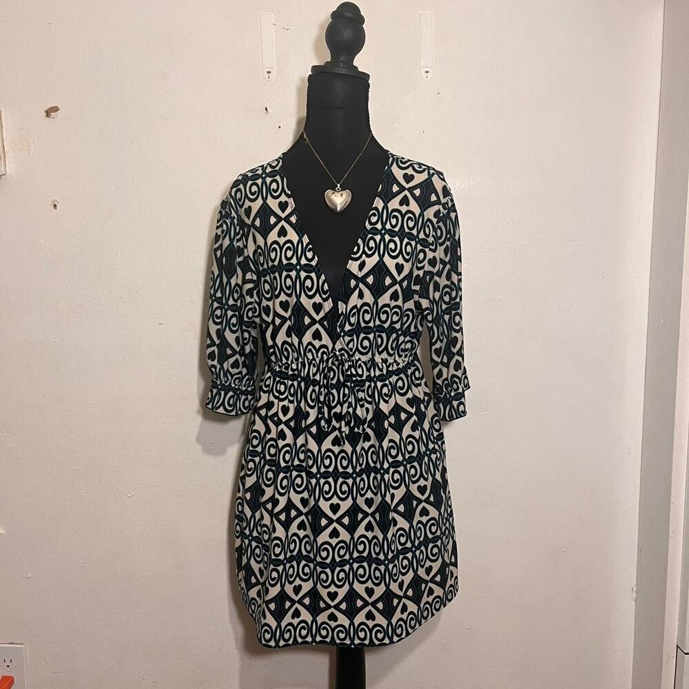 Twee whimsical blue and black 3/4 sleeve dress  with tie in front very stretchy